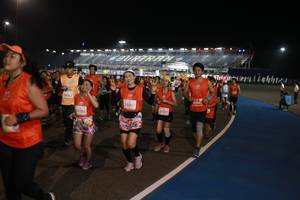 BIB: 128412, 26847, 25007, 24106, 
                            <button type="button" onclick="openModal(10806994)" class="btn btn-primary btn-sm float-right btn-popup" data-toggle="modal" data-target=".modal-high-quality">
                        <i class="fas fa-shopping-cart"></i> Add to Cart
                    </button>
                                            <button type="button" onclick="isThisMe(10806994, true)" class="btn btn-success btn-sm float-right btn-popup btn-isme hidden" data-toggle="tooltip" data-placement="bottom" title="นี่คือรูปของคุณใช่ไหม คลิกที่นี่เพื่อเอาเข้าอัลบั้ม">
                        <i class="fas fa-plus"></i> Add to album
                    </button>
                    <button type="button" onclick="isThisMe(10806994, false)" class="btn btn-warning btn-sm float-right btn-popup btn-isnotme hidden">
                        <i class="fas fa-ban"></i> Remove from album
                    </button>
